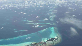 Maldive, media locali, 'esplorate le prime due camere della grotta'